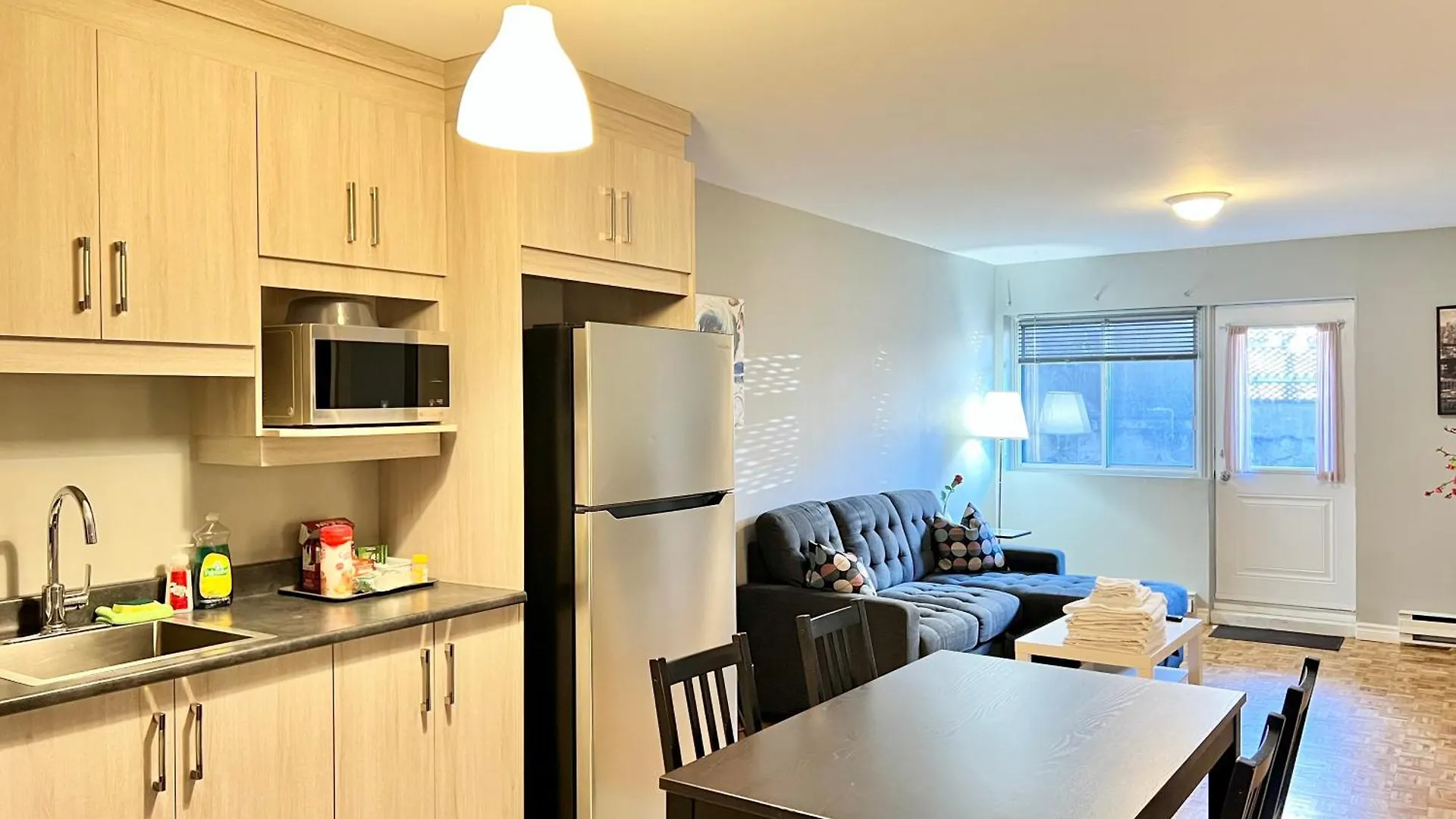 Apartment Hotel St-Denis Montreal Canada