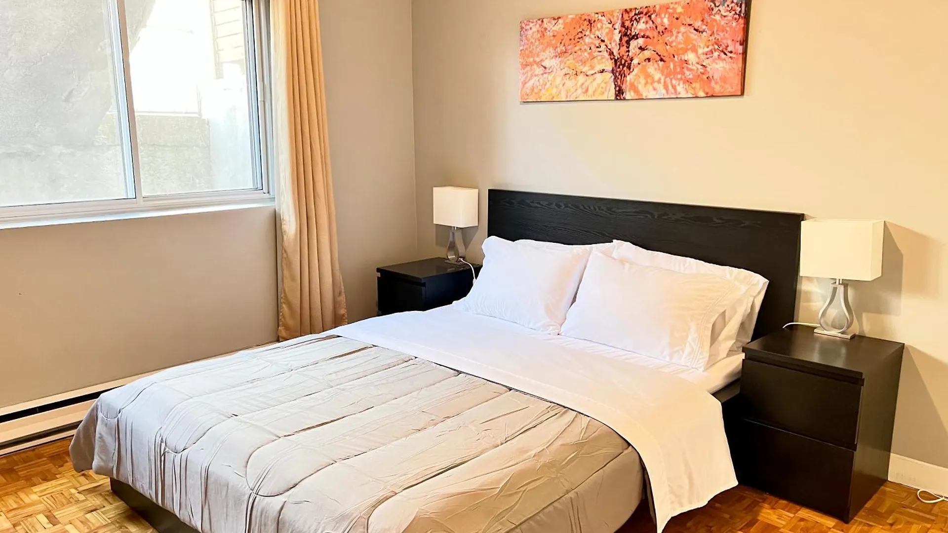 Apartment Hotel St-Denis Montreal