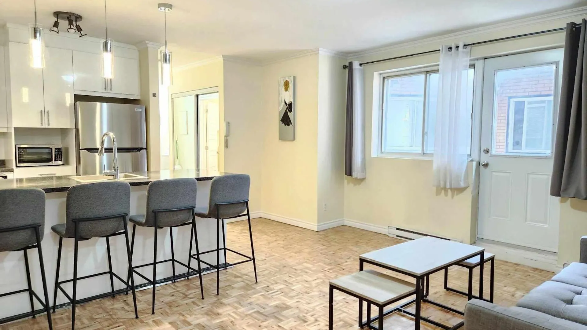 Apartment Hotel St-Denis Montreal